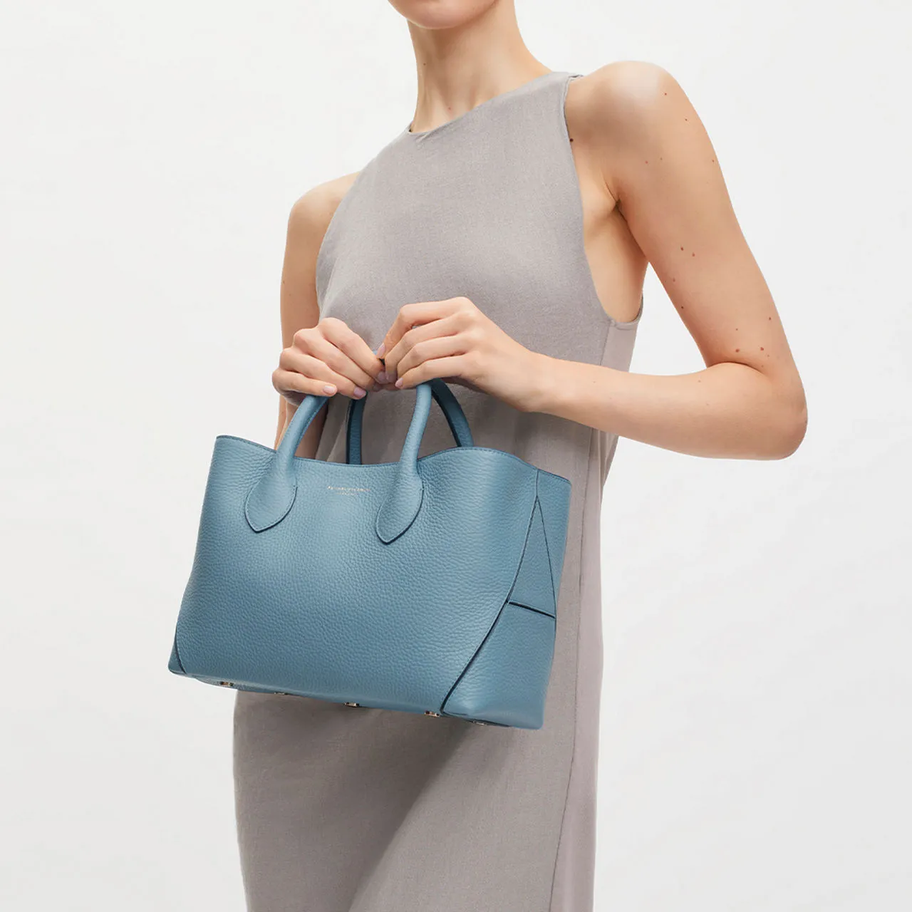 ASPINAL OF LONDON ONLINE EXCLUSIVE London Midi Grained Leather Tote Bag - Cornflower