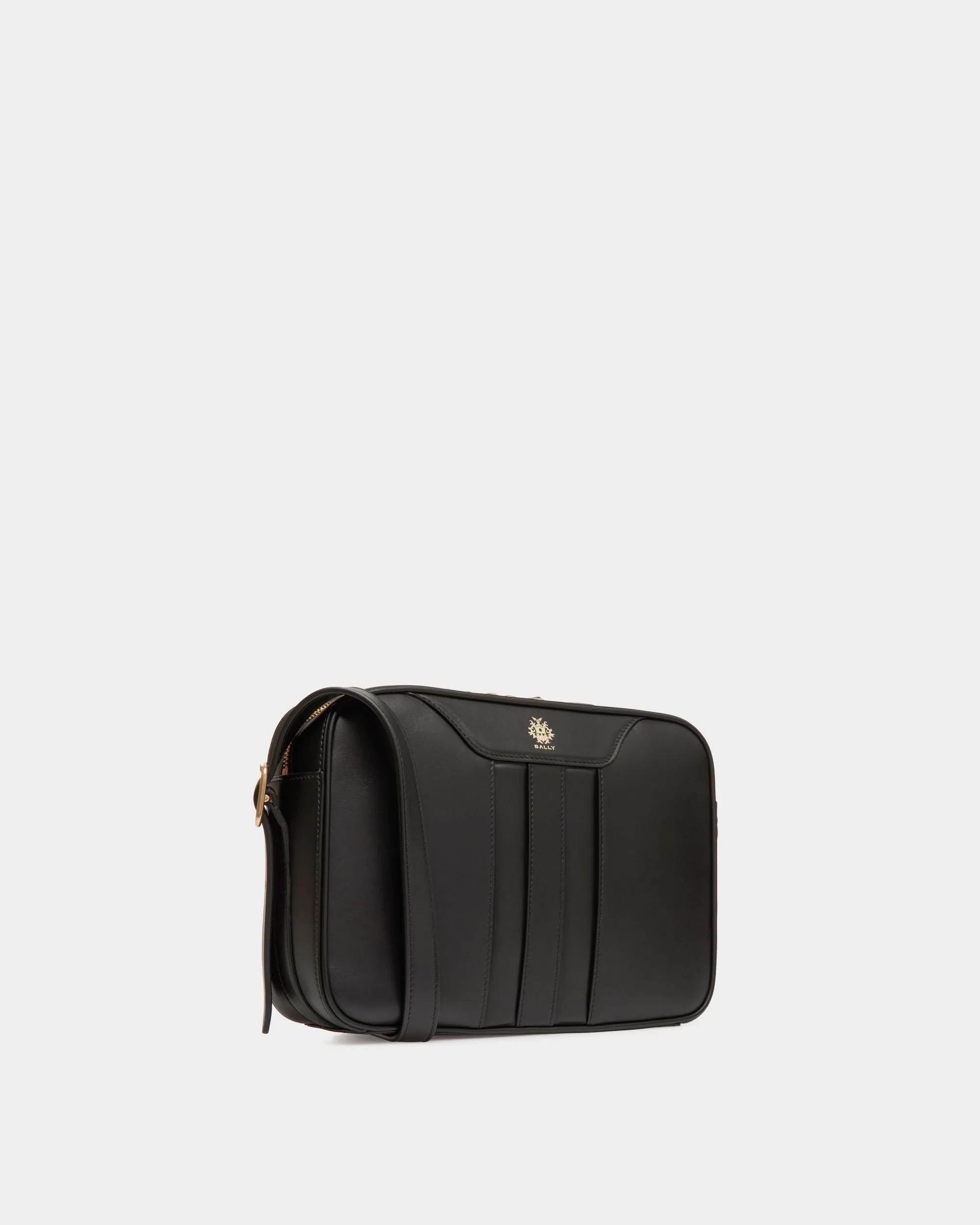 Beckett Crossbody Bag In Black Leather 