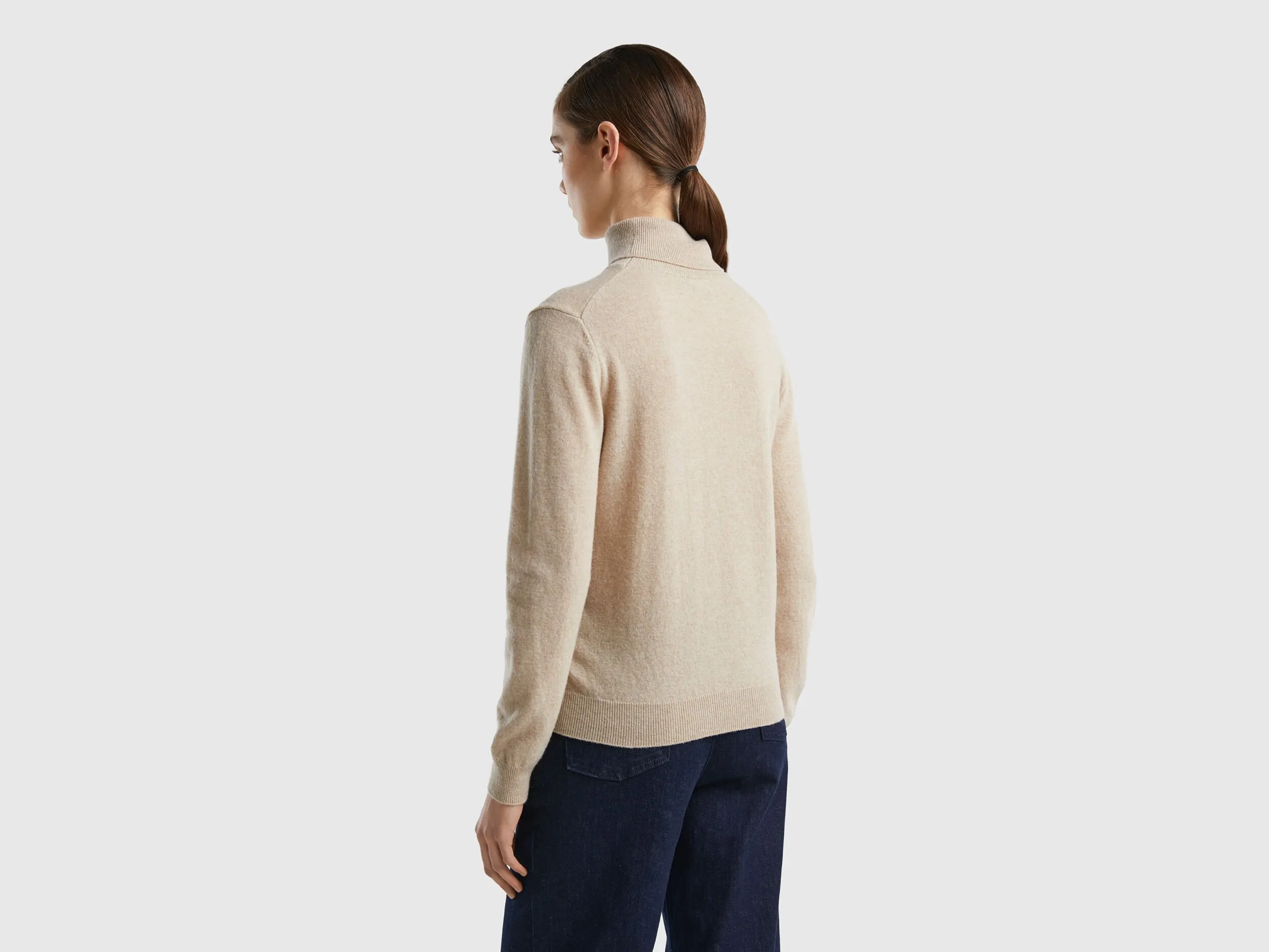 Beige turtleneck sweater in pure Merino wool - Beige | Benetton