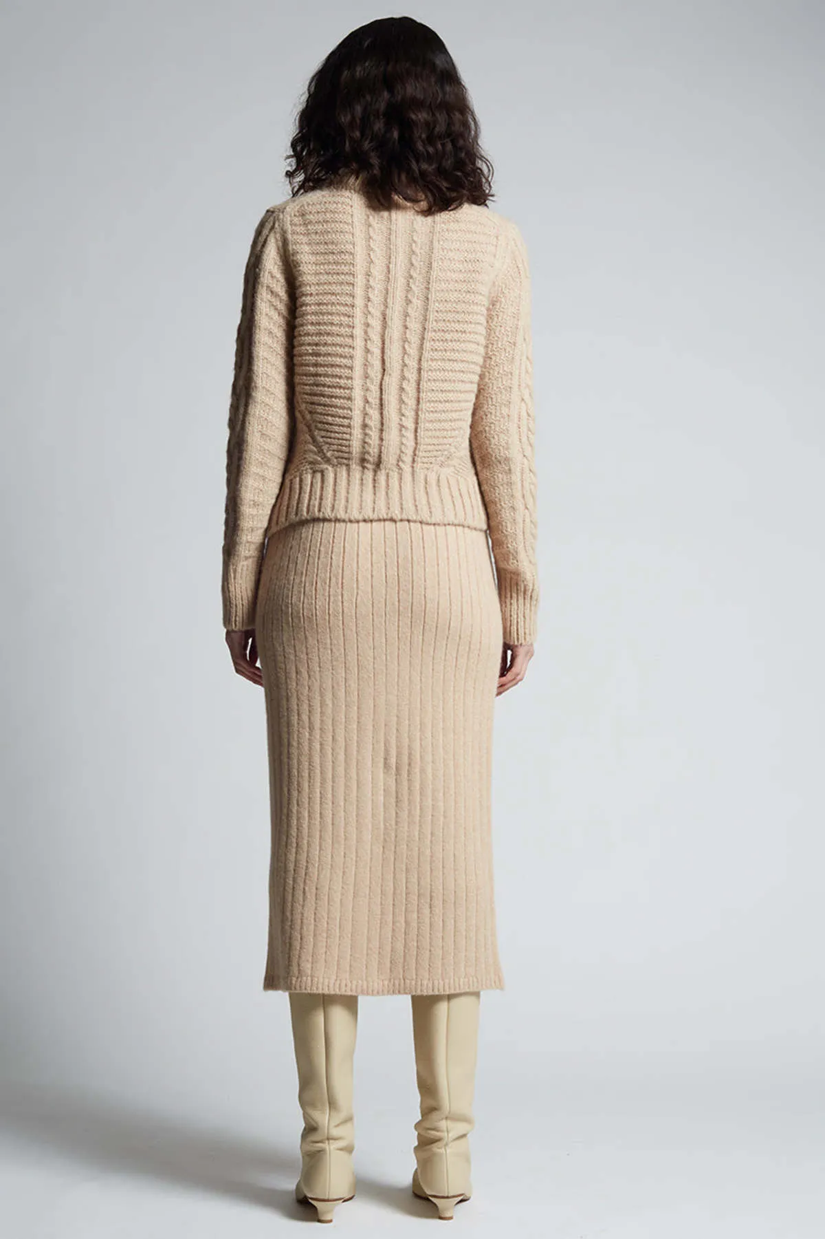 CARLY SWEATER - PALE CAMEL