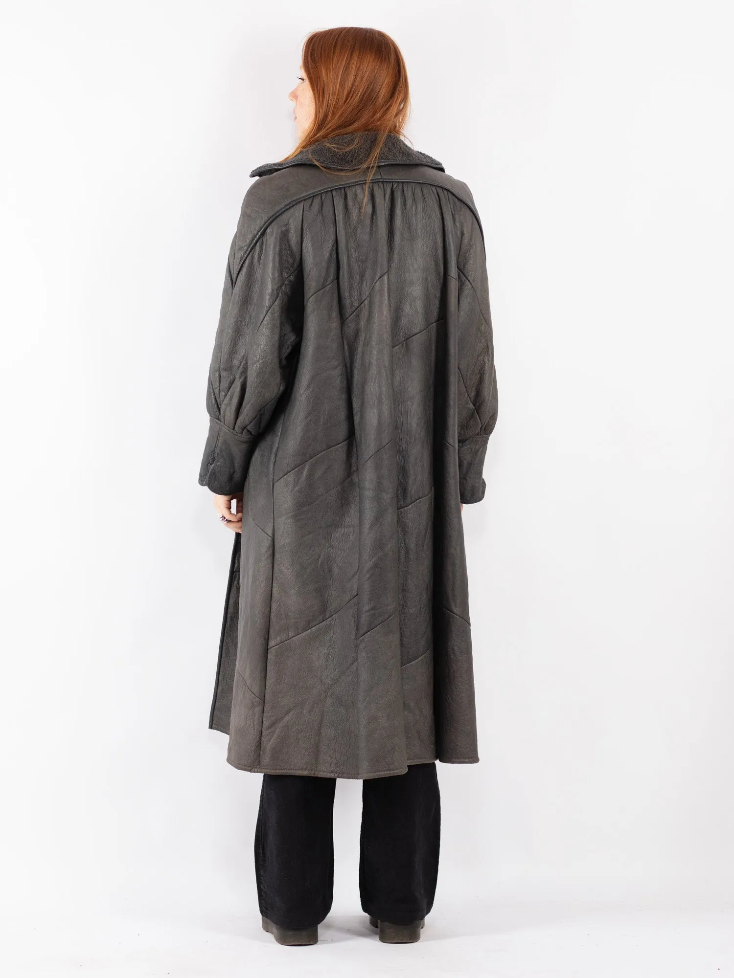 Vintage 80's Women Sheepskin Coat in Gray