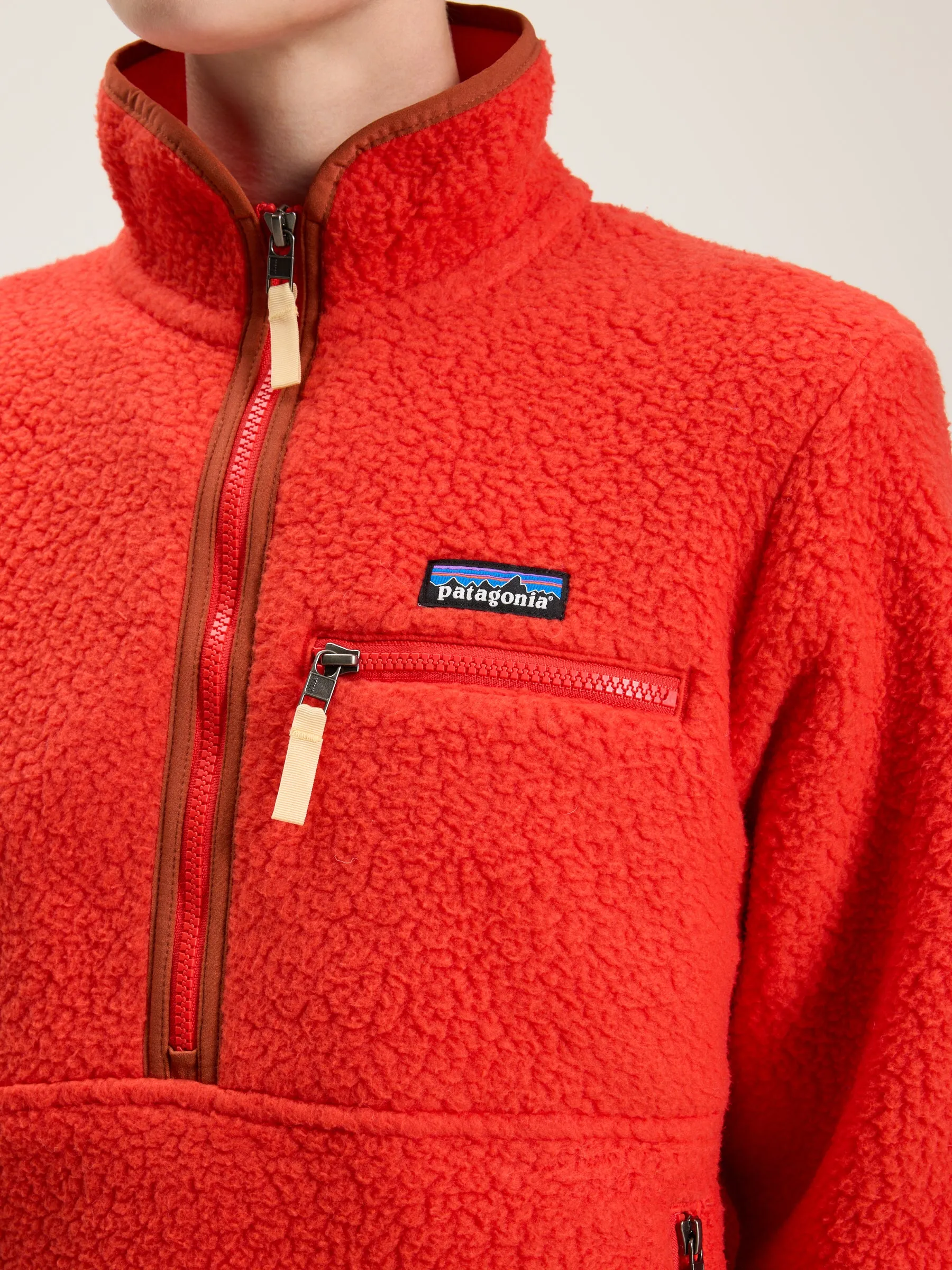 WOMEN'S RETRO PILE FLEECE MARSUPIAL PULLOVER (242 / W / RED)