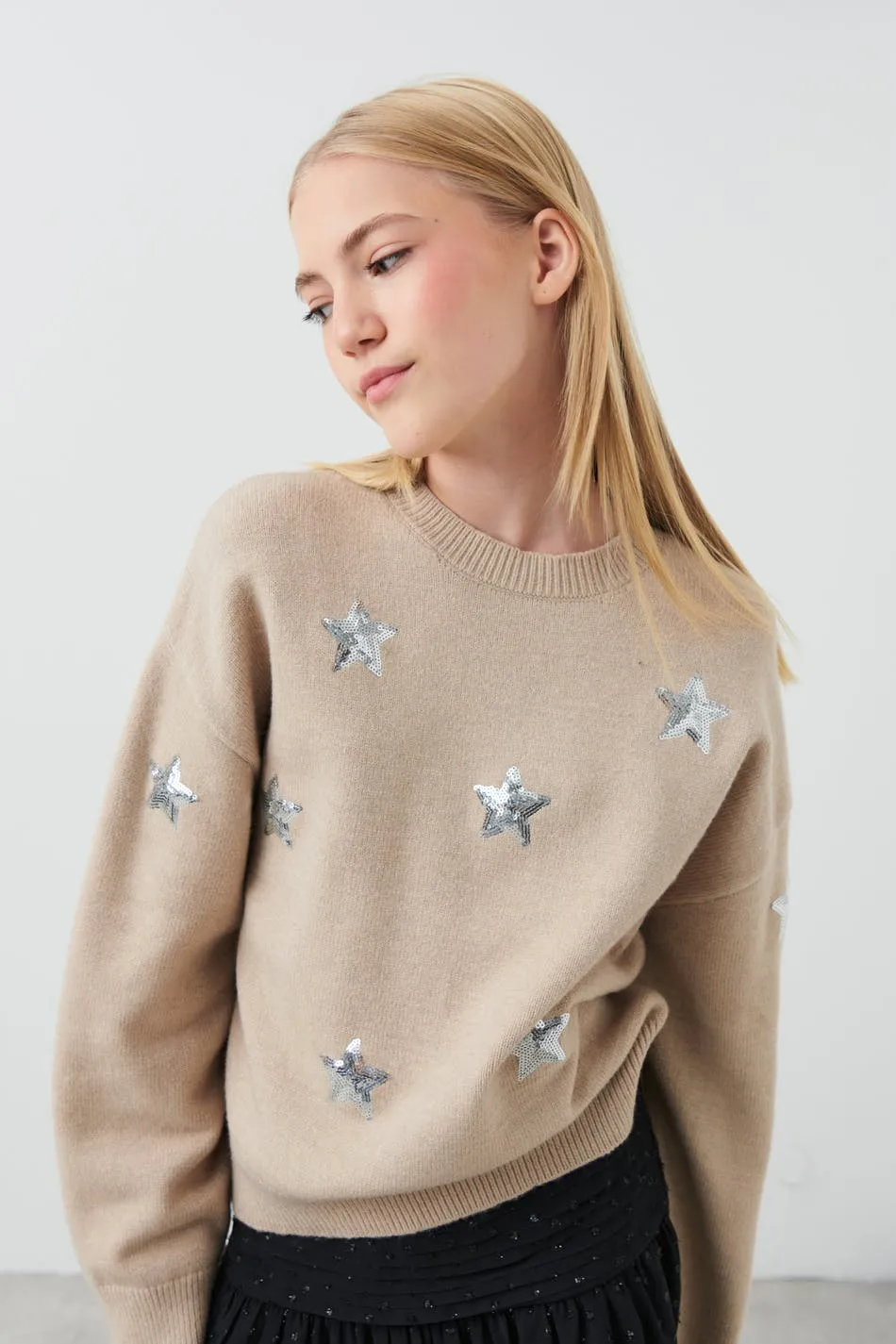 Y knitted star sweater